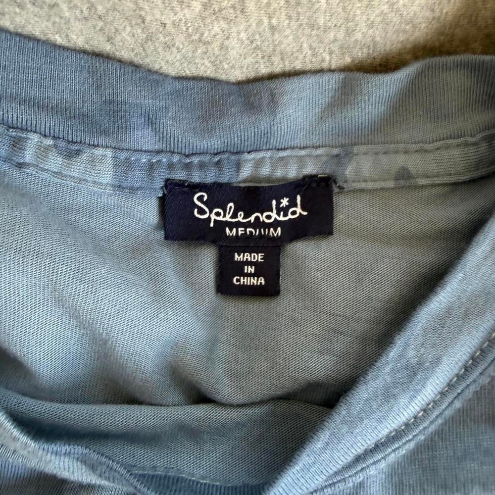 Splendid crew neck tee in a blue camo print